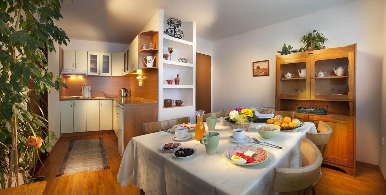 Ubytovani U Bilkovicu Valtice Extérieur photo